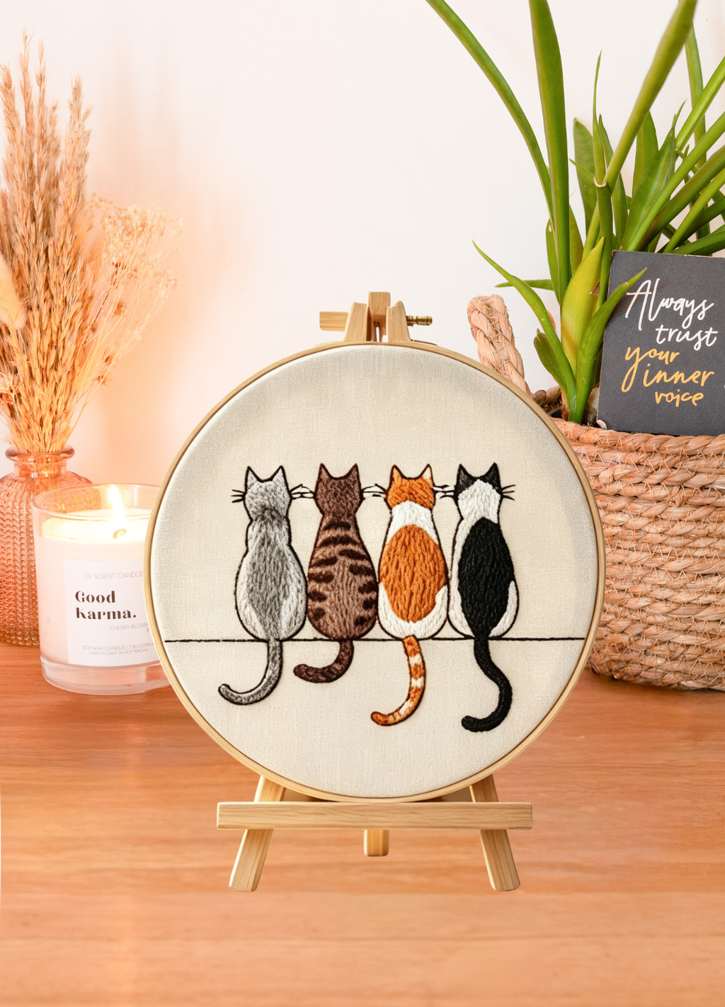 Purrfect Line – Borduurset met vier katten op een rij