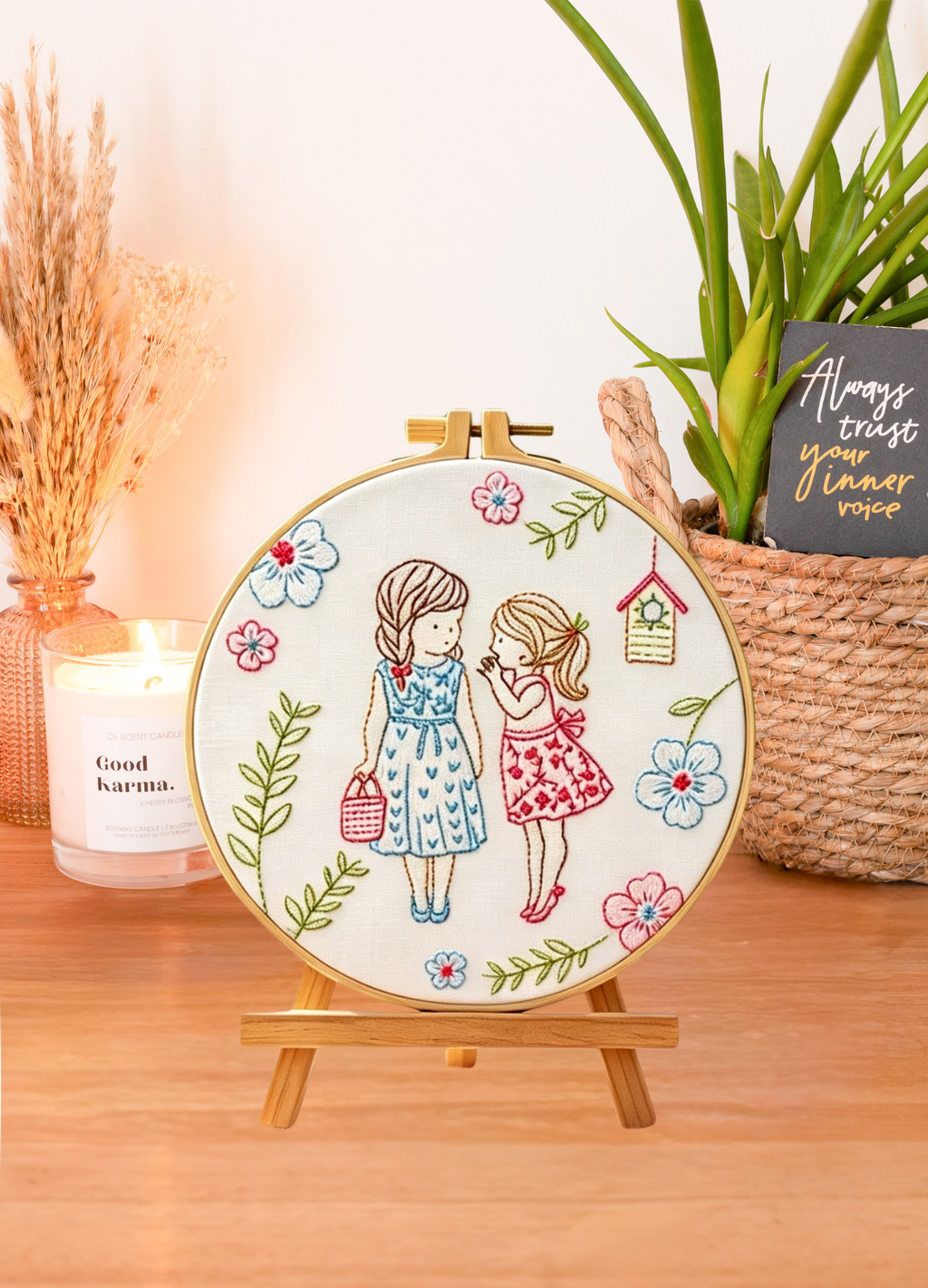 Nostalgic Friends – Borduurset met twee meisjes en bloemen
