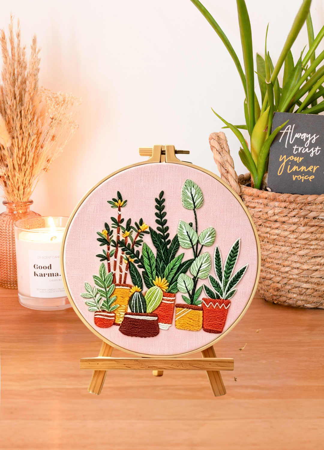 Urban Jungle – Borduurset met kamerplanten op roze achtergrond