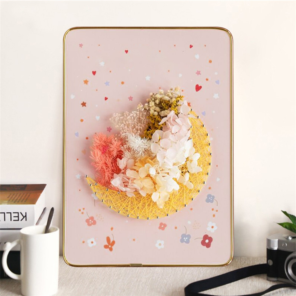 Moon Glow – String Art Set met maan, lichtjes en zachte droogbloemen