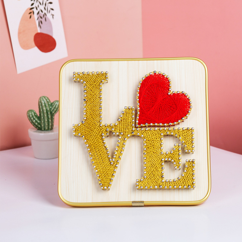 Love Letters – String Art Set met warm geel en rood hart