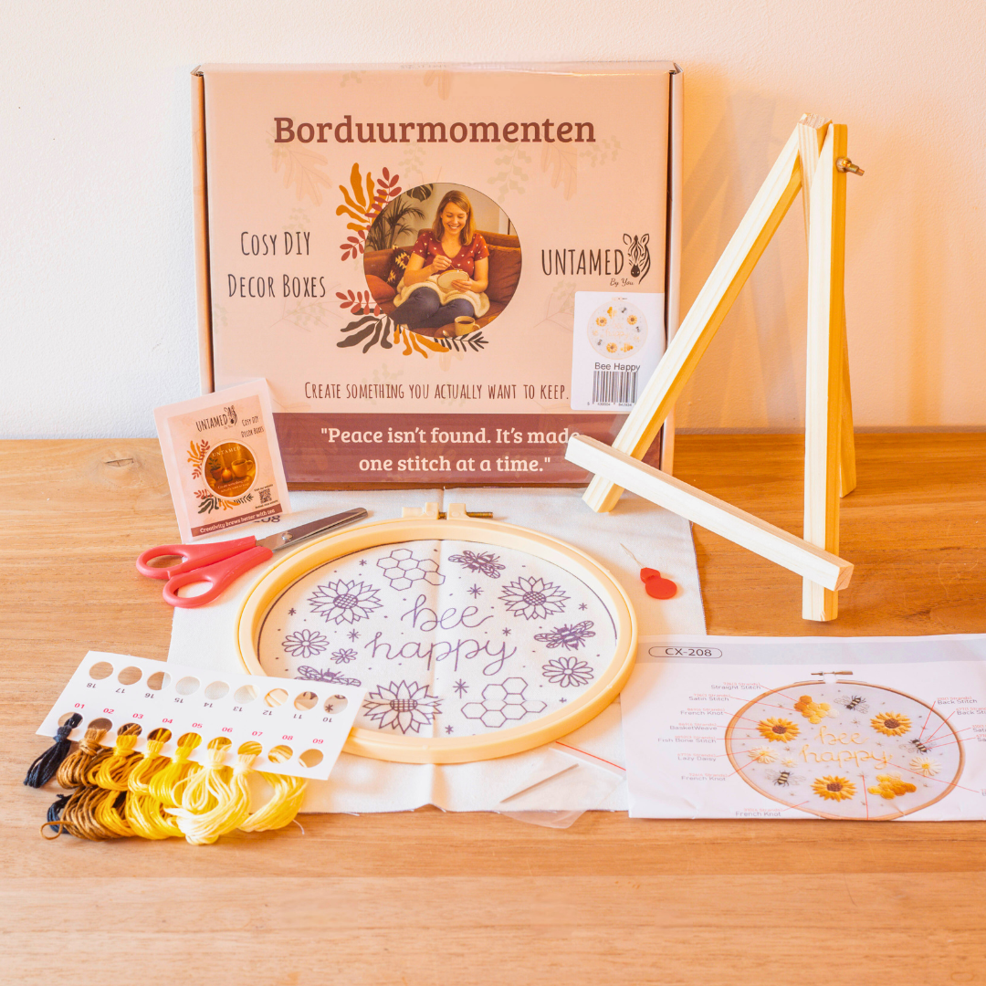 Bee Happy – Embroidery kit with sunflowers, bees and honeycombs