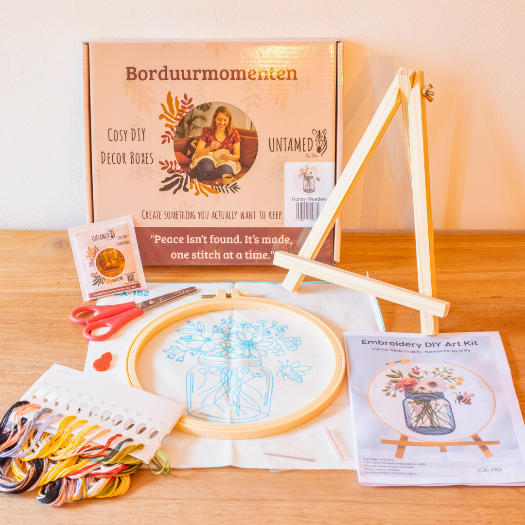 Honey Meadow – Embroidery Kit with Flowers and Bee