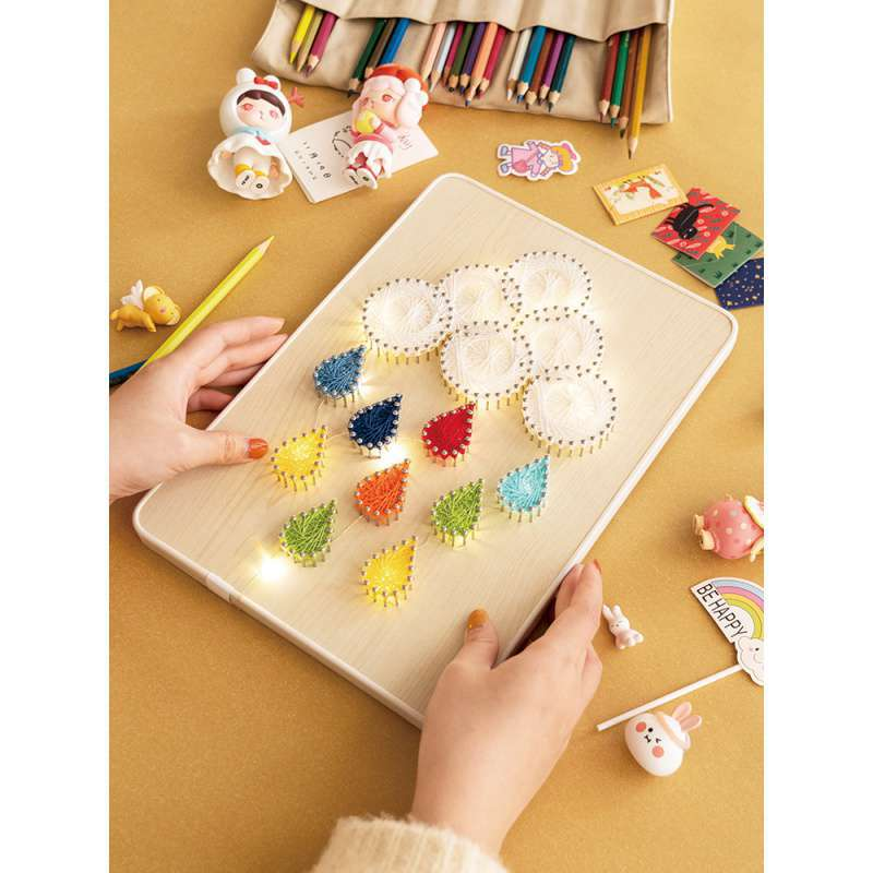 Cloud Drops – String Art Set met kleurenregen