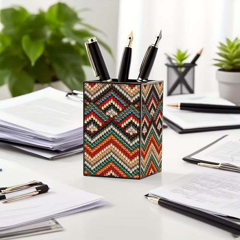 Diamond Pen Holder – Warm Chevron