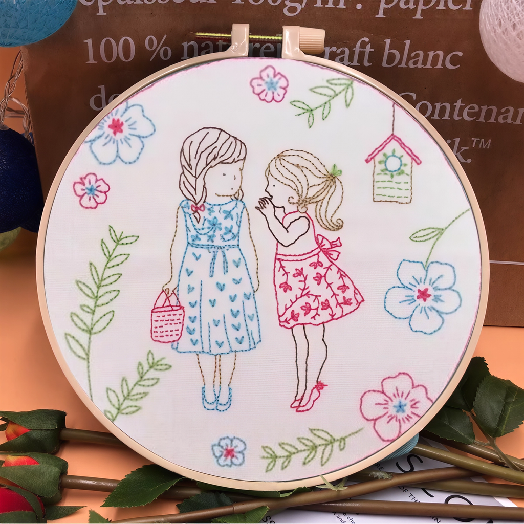 Nostalgic Friends – Borduurset met twee meisjes en bloemen