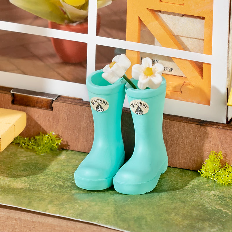 Wood Art - Dreamy Garden House