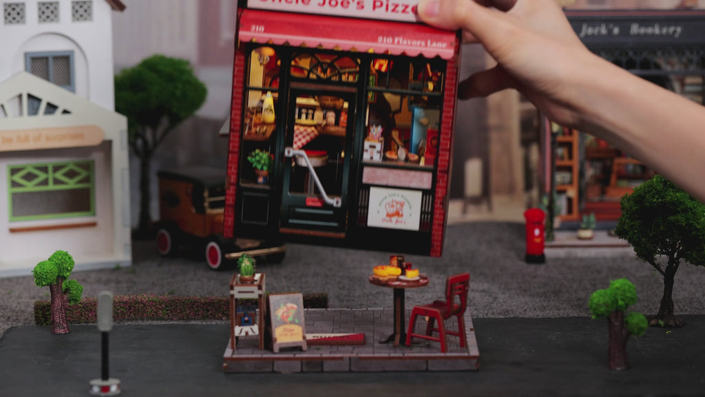 Wood Art - Uncle Joe's Pizzeria